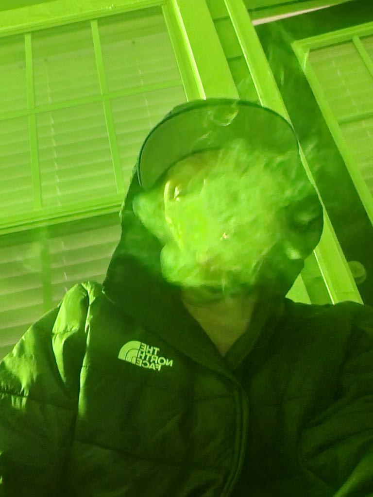 cabercrombie12's tweet photo. gHOsT fACe https://t.co/Sf2O7vGizG