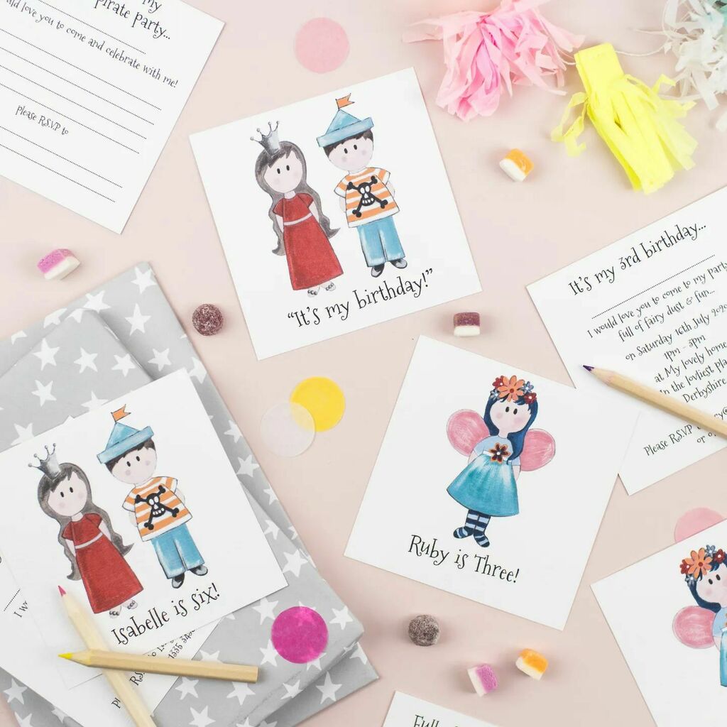 Little_Paperie's tweet photo. It's lovely to finally see kids having birthday parties again! 💕
📸 @hollyboothstudio 
.
.
.
.
.
.
#greetingscards #justacard #sendmoremail #papergoods #paperie #childrensparty #partyinvitations #kidspartyinvites
#ihavethisthingwithstationery #creativ… https://t.co/oR43SM3uLE https://t.co/BGN6WuS2hX