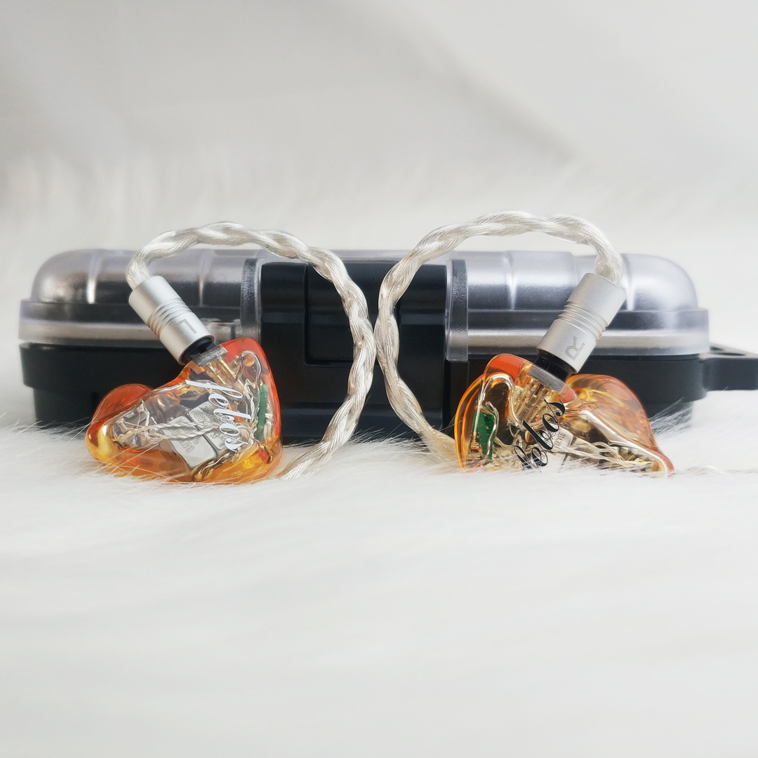 febosIEM's tweet photo. #fe8custom 8-Drivers pro #custominearmonitor
(Drum-Bass-Vocal-Keys-Guitar-Mix)
✅Orange clear shell + transparent FB
🔗https://t.co/wkOY4fEEBk
#hisenior #febos https://t.co/HowDAVs67Z