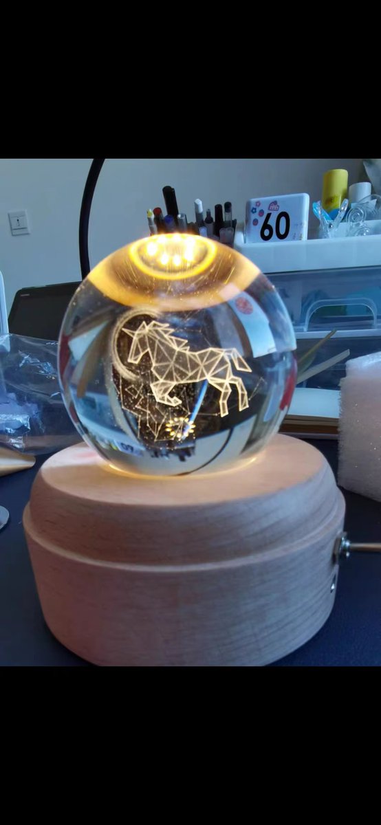 larsen696's tweet photo. @crypto_unicorns Charming and lovely like a crystal.
#InternationalUnicornDay https://t.co/JCyDzEFZkd