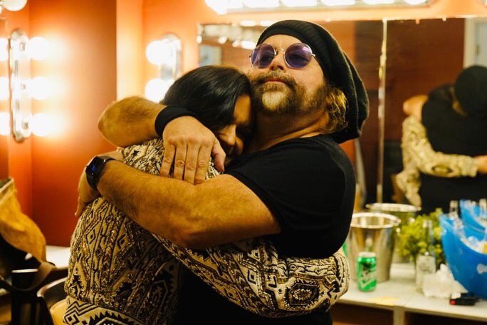 elmurodelgnomo's tweet photo. Y finalmente… como lo prometido es deuda, aquí está @_dianafuentes_ junto a @noeselfin, listos para llenar de magia esta noche✨✨
.
.
.
.
.
📸: Olivia Prendes D Espaux https://t.co/xhkjlJ0HhE