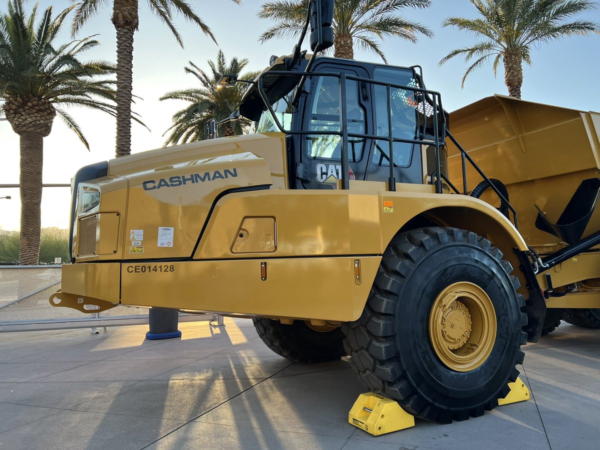 nevadamining's tweet photo. It’s a beautiful night out at the ballpark! 1,000 members of the #NVminingFamily are out at Mining Night with the @AviatorsLV! Thanks to @CashmanCat for displaying some of the machinery you can see on an #NVmining site. https://t.co/VkjYlEVcEt