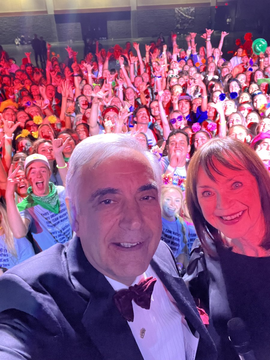 HarrisPastides's tweet photo. Got dressed up for the USC Dance Gala and finished up at Dance Marathon. Both superb events. Gamecocks simply dance better! https://t.co/QB6ZQo5qhZ