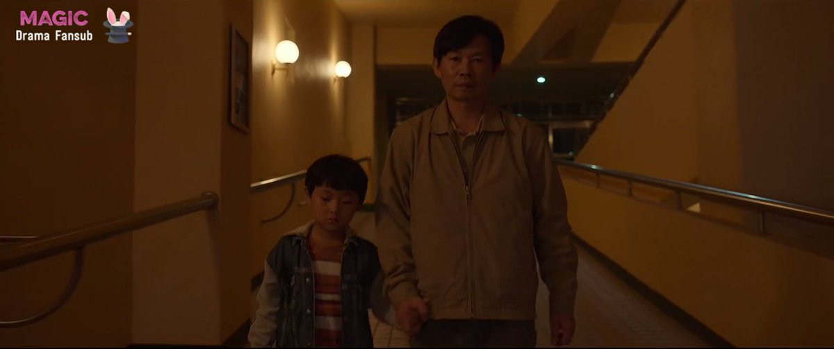 SamPerdida's tweet photo. #GridEp8
Esse ep foi impressionante , um misto de emoção.
Por alguma razão o zelador tem que morrer e o cientista tbm, como visto no ultimo ep, se ele viver o mundo fica muito ruim e ele não é filho do zelador como eu pensava, ele é filho do cientista, o menino é o assassino https://t.co/MITTf9ydio