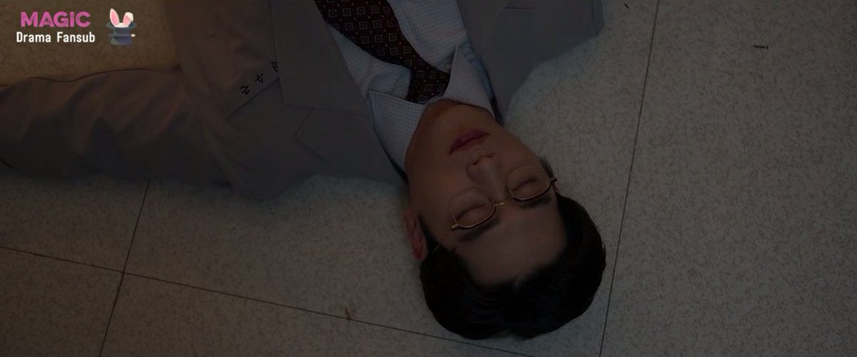 SamPerdida's tweet photo. #GridEp8
Esse ep foi impressionante , um misto de emoção.
Por alguma razão o zelador tem que morrer e o cientista tbm, como visto no ultimo ep, se ele viver o mundo fica muito ruim e ele não é filho do zelador como eu pensava, ele é filho do cientista, o menino é o assassino https://t.co/MITTf9ydio