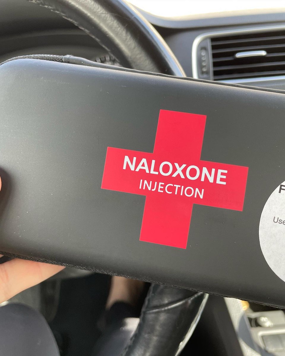 ClancyEvans's tweet photo. Completed my recertification with @redcrosscanada @childsafecanada new learning: Naloxone kits are free at any pharmacy and there is a @redcrosscanada App - got both at the ready hoping never to have to use them Thanks to instructor Serena! https://t.co/bFUIUCXvMi
