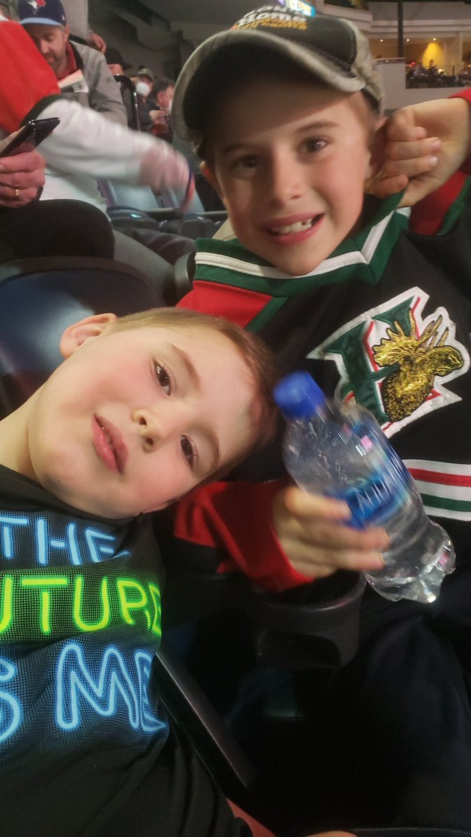 DAMacNutt's tweet photo. #GoMooseGo Thank you DND! https://t.co/B0hOURVrbC