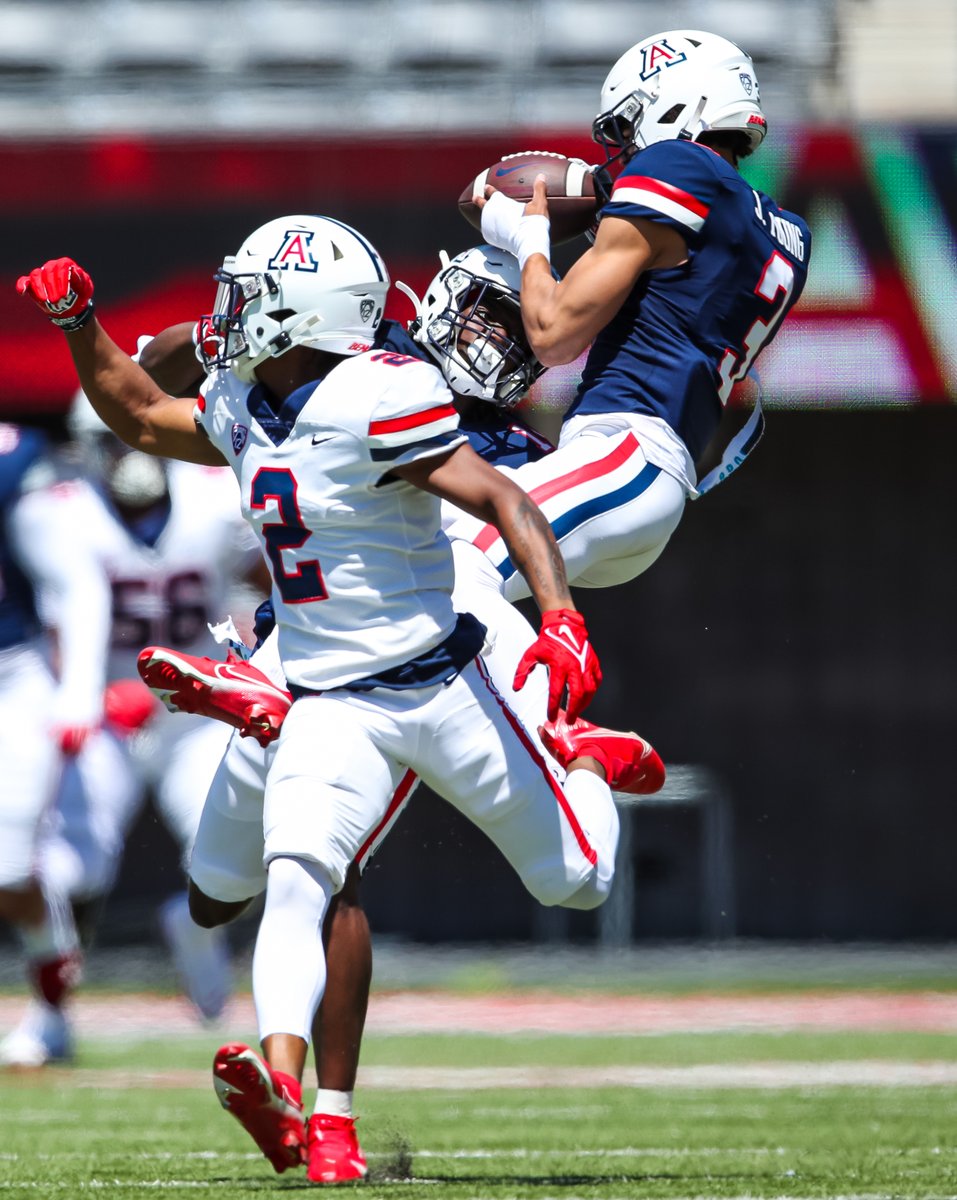 It was great to see everyone at the <a href="/ArizonaFBall/">Arizona Football</a> Spring Game / Water Fight Extravaganza! #BearDown 

𝙋𝙃𝙊𝙏𝙊 𝙂𝘼𝙇𝙇𝙀𝙍𝙔 🏈📸 » azcats.co/189bb1