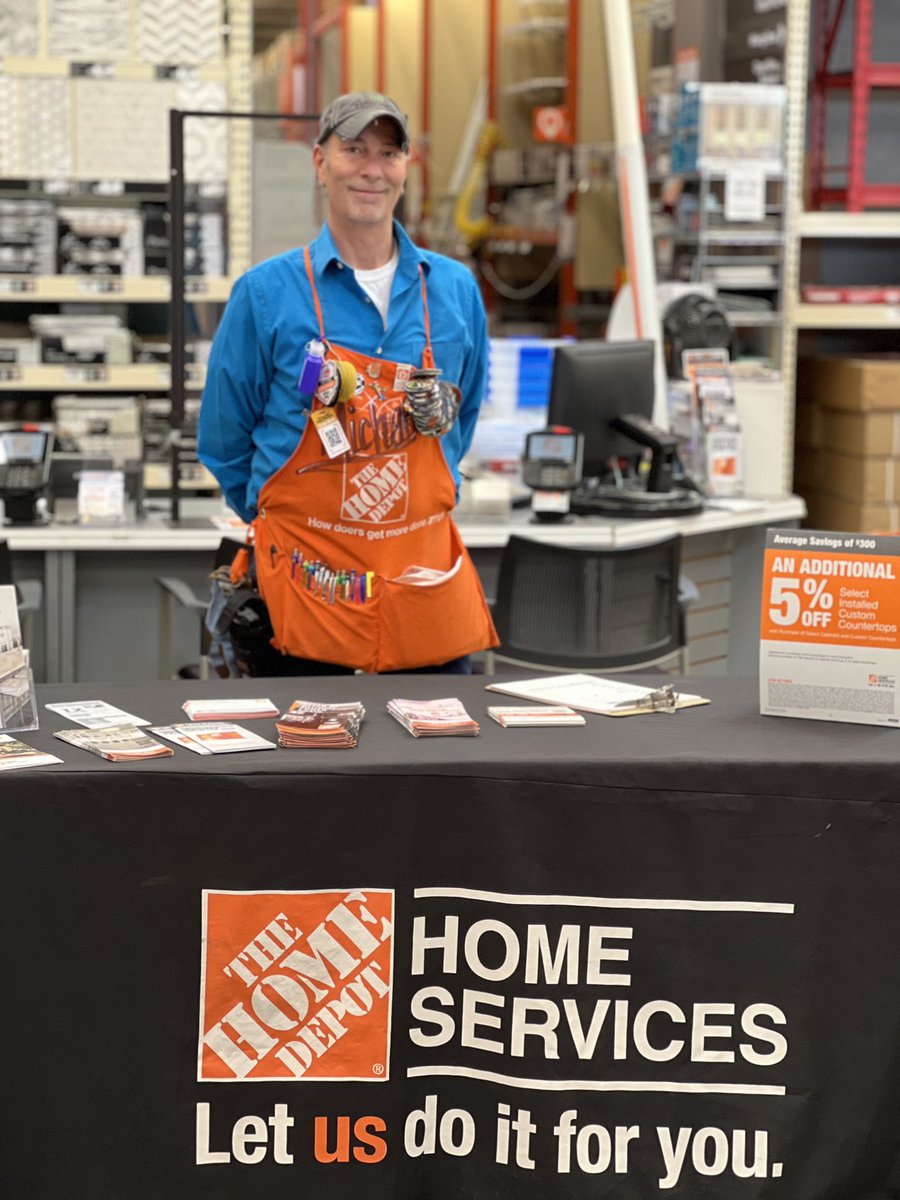 thdapril's tweet photo. Service Desk DH Michael and D29 Specialist Kelley driving Leads and bringing awareness to our customers today at 0720!! Let Us Do It For You!! 🎉⏰🧱🔨🛠🔩👷‍♀️👷🏽👷🏼‍♂️👷🏼‍♂️🔧🛀🏻🚿💰💰#FillThePipeline1H2022 #aWeLoveOurServiceProviders https://t.co/SlkrEKR4CF