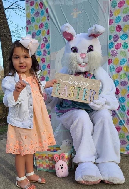 LoungeMocktail's tweet photo. Mark your calendar!! Easter Bunny Pictures April 16th only 4pm-6pm....$3 per family.
Bring your kids or furbabies for perfect pics and Easter specials! https://t.co/wPMIM9h19L