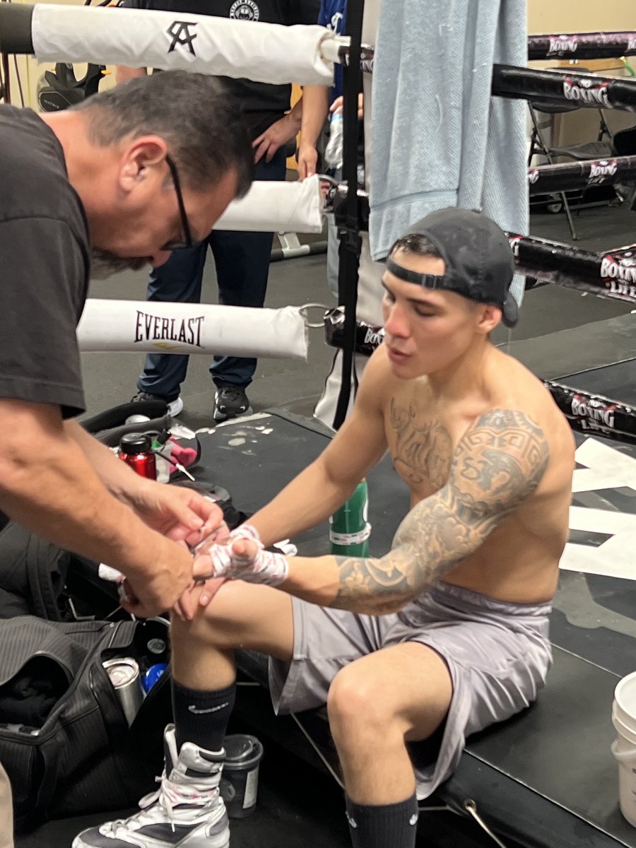 Bruce Trampler (@brucetrampler) on Twitter photo Undefeated world champion from Nogales/Tucson ā¦<a href="/oscarvaldez56/">Oscar Valdez Fierro</a>ā© prepares for April 30 showdown in Las Vegas vs unbeaten world champion from ā¦<a href="/ShakurStevenson/">Shakur Stevenson</a>ā© ā¦<a href="/trboxing/">Top Rank Boxing</a>ā© ā¦ā© ā¦<a href="/CANELOTEAM/">EDDY REYNOSO</a>ā© ā¦<a href="/EspinozaBoxing/">Espinoza Boxing</a>ā© ā¦<a href="/espn/">ESPN</a>ā© ā¦<a href="/ESPNRingside/">ESPN Ringside</a>ā© Undefeated world champion from Nogales/Tucson ā¦<a href="/oscarvaldez56/">Oscar Valdez Fierro</a>ā© prepares for April 30 showdown in Las Vegas vs unbeaten world champion from ā¦<a href="/ShakurStevenson/">Shakur Stevenson</a>ā© ā¦<a href="/trboxing/">Top Rank Boxing</a>ā© ā¦ā© ā¦<a href="/CANELOTEAM/">EDDY REYNOSO</a>ā© ā¦<a href="/EspinozaBoxing/">Espinoza Boxing</a>ā© ā¦<a href="/espn/">ESPN</a>ā© ā¦<a href="/ESPNRingside/">ESPN Ringside</a>ā©