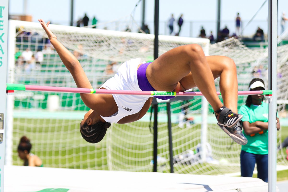 TarletonXCTrack's tweet photo. Great all-around day in the high jump 👏

Gentrye Munden and Kylee Willis tie for 🥈 at the North Texas Classic with leaps of 5' 5"

Two-inch PR for Kylee, ninth career medal for Gentrye 🔥 https://t.co/uue4QfHNXp