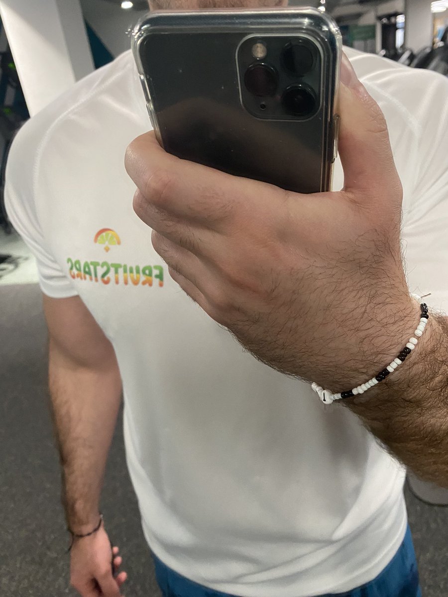 Ethlias's tweet photo. Doesn’t really matter what time it is as long as you make something out of it 🍓🤝 https://t.co/8E1OiNkMpl
