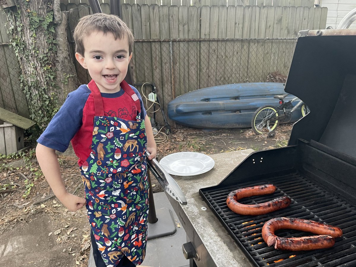 owenquill's tweet photo. #cooking #grilling #kielbasa https://t.co/50qwZBkdtH