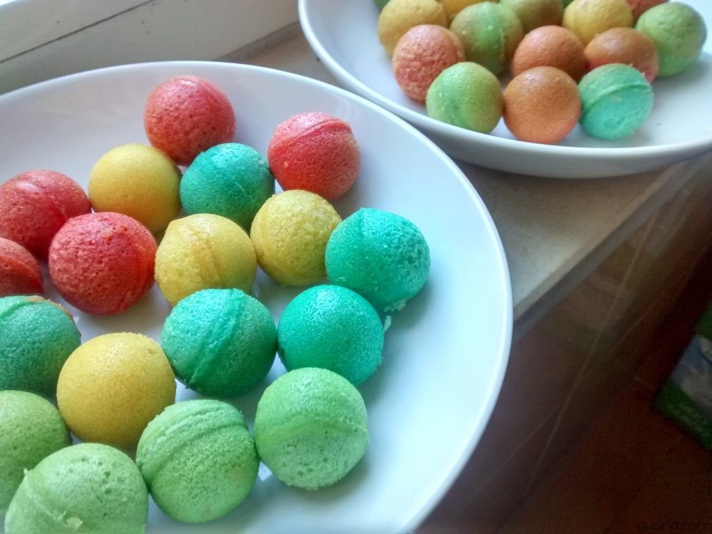 iguariacom's tweet photo. Receita bem Catita de Bolas de Bolo Coloridas! <3 Se gostaste, partilha! https://t.co/AoXXyAoo3A
#Bolinhas #Mini #Bolo #Baunilha https://t.co/Hu5HX8pdLL