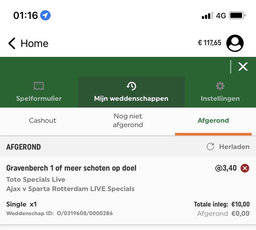 Stijnv_NL's tweet photo. @TOTO_NL beste TOTO, mijn weddenschap is onterecht afgekeurd. (Ik zat in het stadion en Gravenberch heeft wel degelijk op goal geschoten.) 

Zie foto’s https://t.co/XAe9ENVyTe