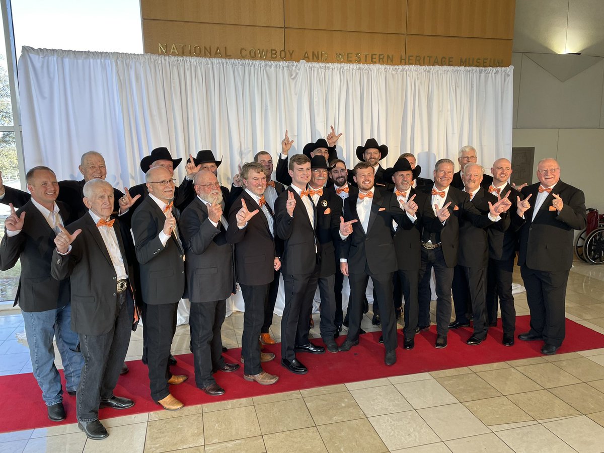 cowboyvoice's tweet photo. Frank Eaton is finally going into the Cowboy &amp; Western Heritage Hall of Fame! 22 Pistol Pete’s and counting are here in his honor. #OSUFamily https://t.co/hlw2ldfmAT