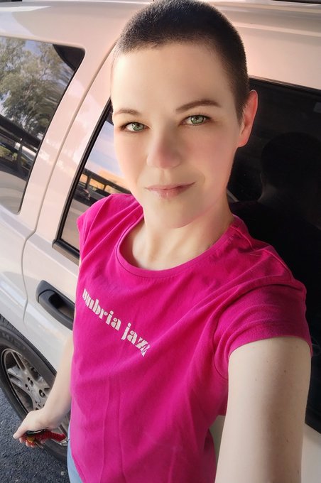 Happy Weekend, Friends! 🥰 Some fantastic news; my computer has been repaired and will be back in my possession
