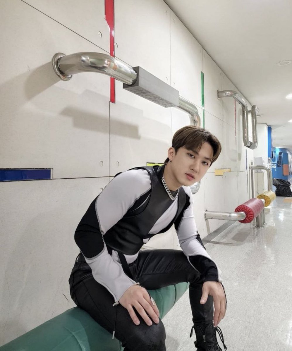 binnieSPEARB's tweet image. ⠀⠀ ⠀⠀ ⠀⠀  𝘆ɔᴜ 𝗴o𝘁 𝗺ē ա𝗿α̷𝗽:𝗽e𝗱 ᴜ𝗽
⠀⠀ ⠀⠀ ⠀⠀   α𝗿ᨣᴜˌ𝗻𝗱 𝘆oᴜ𝗿 ヤ. 𝗳ı𝗻𝗴ǝ̠r𝘀