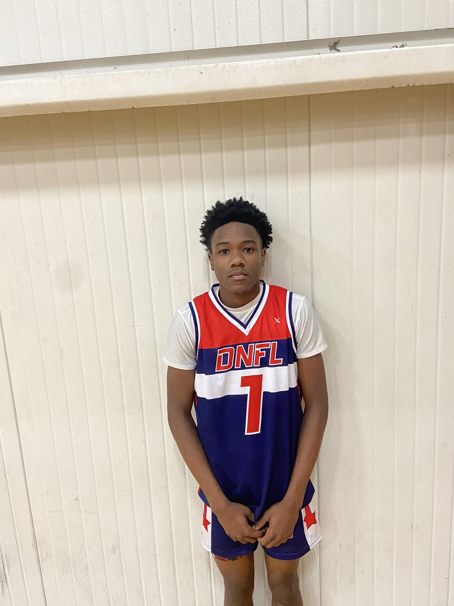 hoopseen's tweet photo. 17U: 2024 Lakewood Senior HS (FL) G DeJean Evans just put on a shooting clinic at #ATLJAM 

He finished with 31 points including 7 (!!) three pointers https://t.co/aQ9aAAyfT5