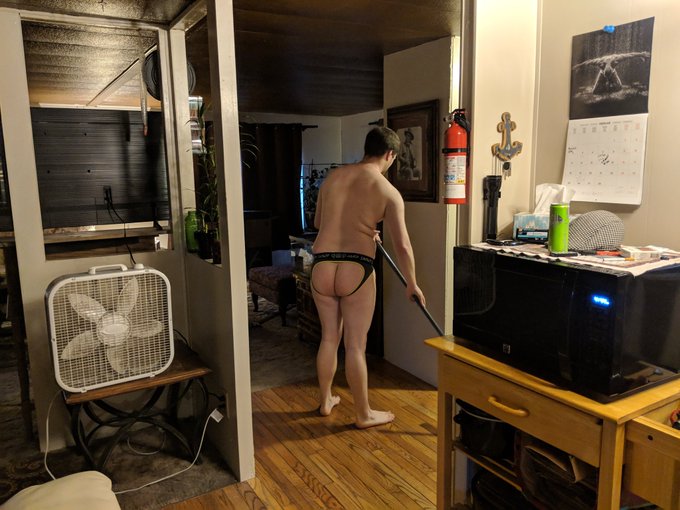 https://t.co/YJMmwuqQul ? #michaelandsean #gaybears #gay #hugebooty #gayslut #bisexual #body #Booty_Licious