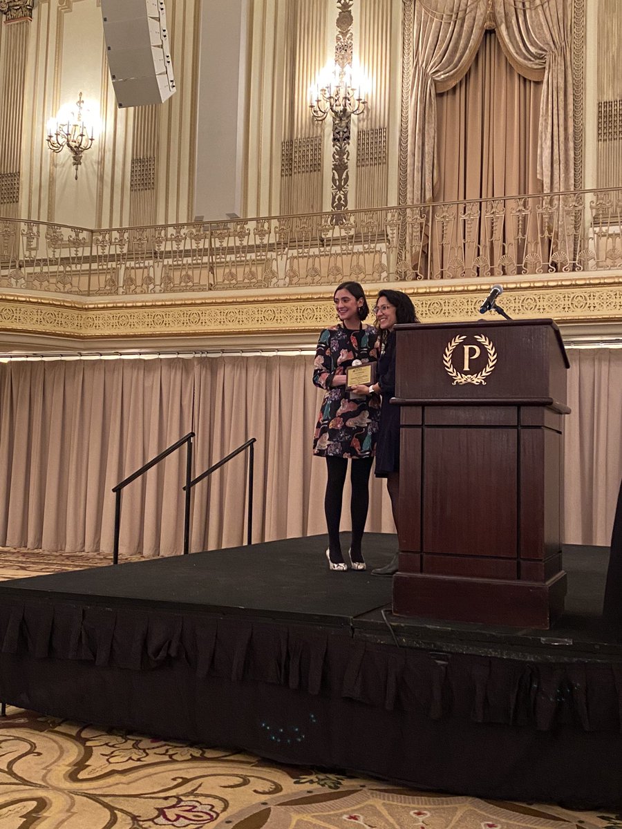 Congratulations to @asdurso on receiving the @MPSAnet Lucius Barker Award (Best Paper Award in Race & Ethnic Politics) for her paper ‘Boundary of White Inclusion: How Religion Shapes Perceptions of Ethnoracial Assignment’ towards MENA!!!Awarded by @vcruznichols 👏🏼 🍾 🥳#MPSA22