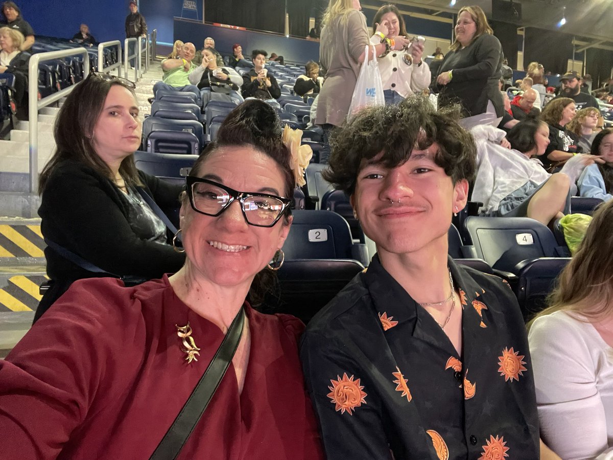 KeriBarcellos's tweet photo. World Finals!!!! #wgi2022 #unionguard #wgicolorguard https://t.co/zhTxKCOlDB
