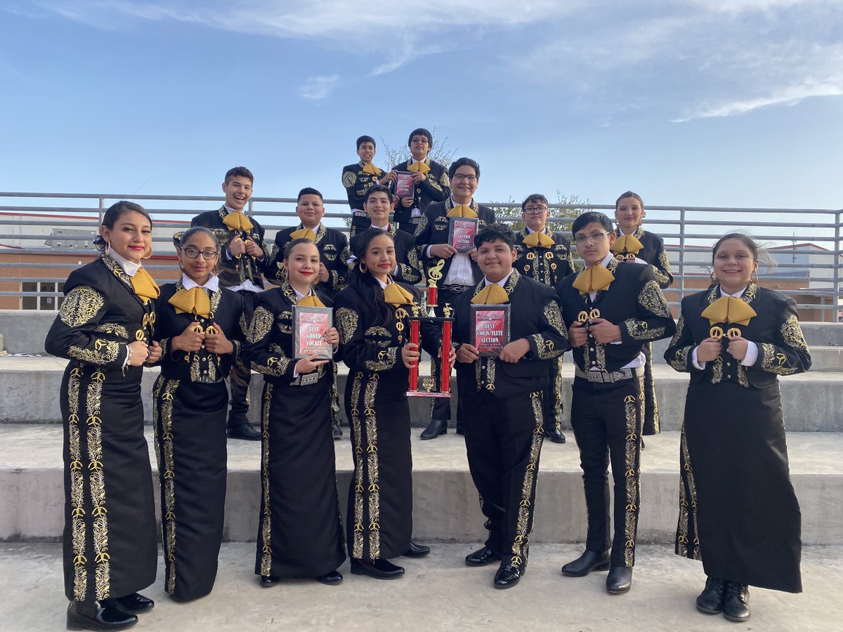 MariachiToro's tweet photo. Mariachi Toro takes Honorable Mention Best in Show Middle School Division and receives a Division 1!! 🏆 https://t.co/kjHKFGBFSi