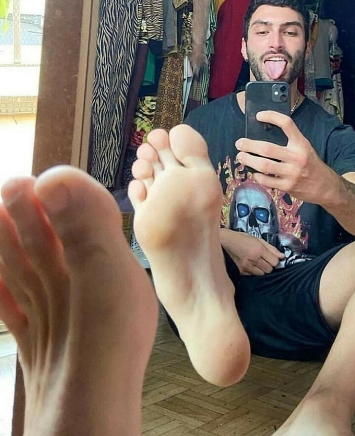fatcartes's tweet photo. ๐
@raulmoschenโ
โ
#fartcartes #gayfetish #guyfeetfetish #feetworship #gaysofinsta #gaystuds #furryguys #footfetishguy #gaybrasil #gayrio #malefeet #malefootmaster https://t.co/j4waQAmFaD https://t.co/MKNyWSqX77