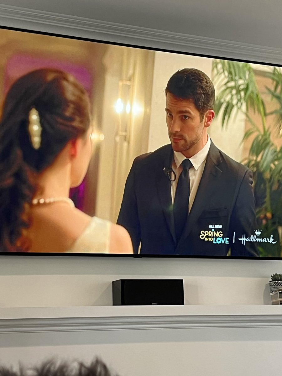 kimdaugherty_'s tweet photo. If heβs good enough for #christiangrey and #princessamelia, heβs good enough for me. @brantdaugherty #ARoyalRunawayRomance #FiftyShadesOfGrey https://t.co/686ntTejD2