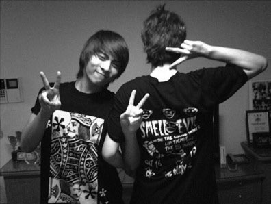 kibumonthisday's tweet photo. [100410] key’s me2day update

“proven~ actually i bought another t-shirt and it’s a set together with jonghyun’s t-shirt which i prepared as present”

trans: shiningalmightykey https://t.co/cPP2OJFwL7