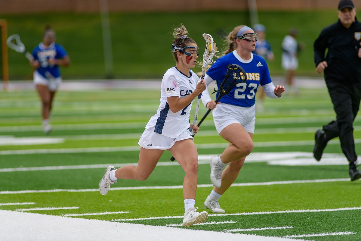 fnd_photo's tweet photo. After being down for the week with a stomach bug, watched my cousin officiate some college lacrosse. First time shooting lacrosse.  @catwlax https://t.co/w1dThs4Tly
