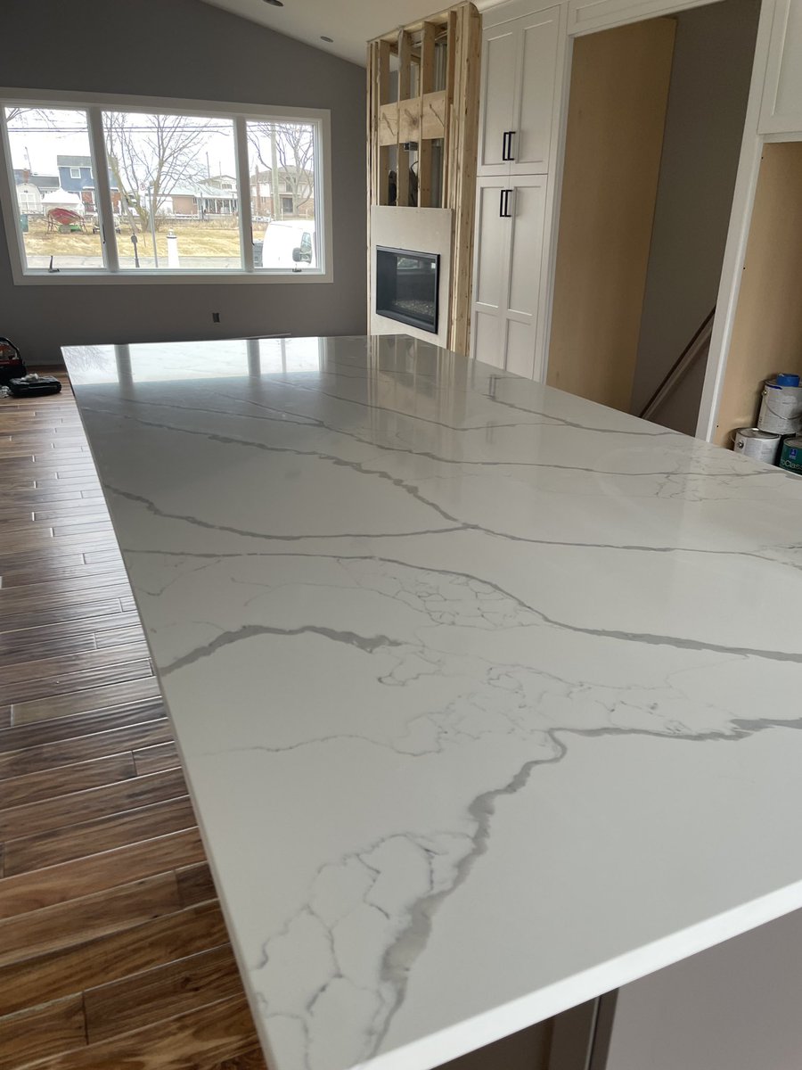 CentralDesignCo's tweet photo. When the countertops go in! đđœđ
This beauty of a kitchen is coming together, & we are so excited to see it all finished!! đ
#centraldesign #kitchendesign #kitchenremodel #kitchenrenovation #modern #modernkitchen #designinspiration #designinspo #designlovers #designideas https://t.co/9kawGWlXsl