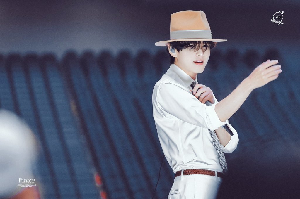 Thae_Jkey's tweet photo. 결혼하자? https://t.co/7vUtHivC32