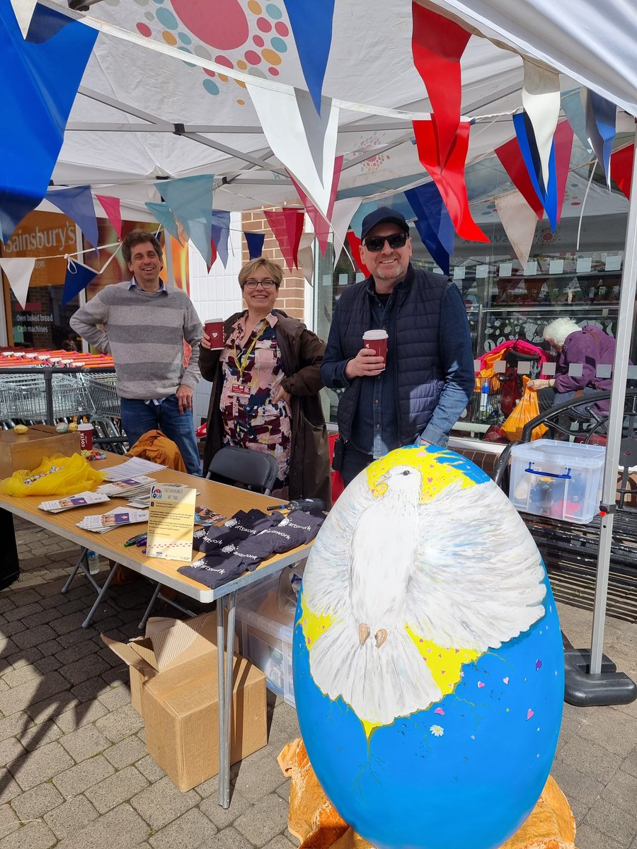 MSServicesLtd's tweet photo. @ArtsworkLtd Easter Eggstavaganza featuring @LOCAArts, @ucanspray and @SussexSteel....great weather and a great turnout! Thanks for having us #lovelocal #chalkart #spraypaint #graffiti @visitlittlehampton #littlehamptontowncouncil #highstreet #sunnysussex #beachtown #community https://t.co/5V2ldUYmyz