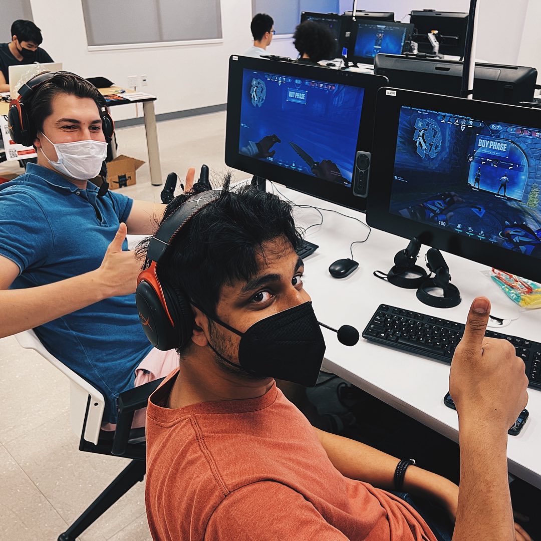 SCUEsports's tweet photo. Thank you to everyone who attended our Valorant Game Night! GGWP! 🤩
#SCUEsports #SantaClaraUniversity #LifeAtSCU https://t.co/zGikrzeGqZ