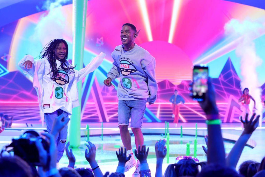 adri on Twitter "Kid Cudi brought out his daughter, Vada, to perform