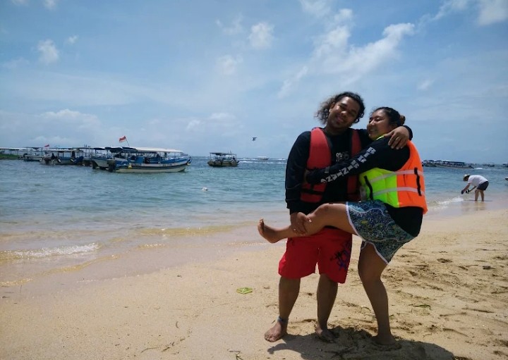 MyBaliActivity's tweet photo. Make your vacation more fun with us 👉 https://t.co/jjpcOnhLA0
Thanks Resh&amp;Amy 🙏🏼 #Singapore
#BaliWaterSports 💯💯💯
.
.
#fun #Bali #vacationmode #seawalker #parasailing #jetski #baliactivity #watersports #tanjungbenoabeach #nusadua https://t.co/rUwW7R2qpD