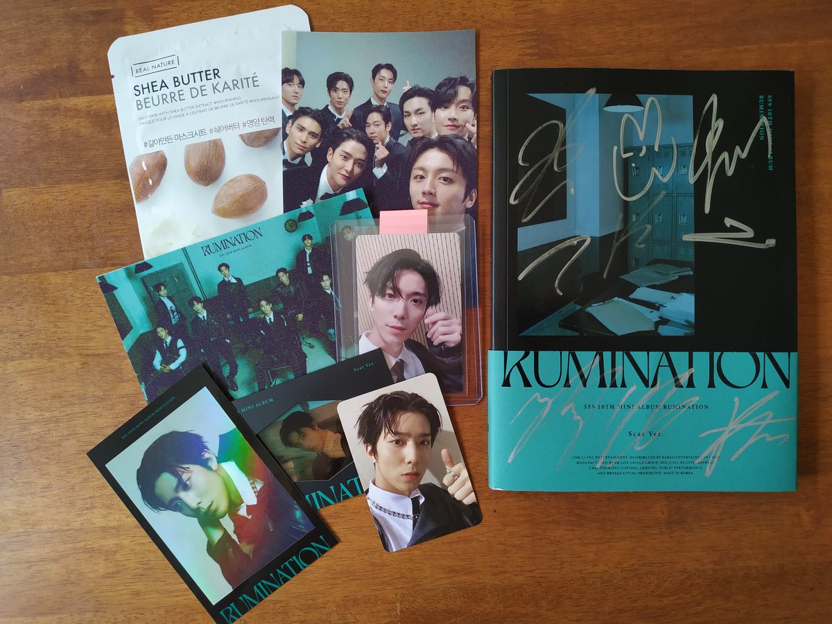 youngwoon__'s tweet photo. late post but happy mail arrived the other day!! youngkyun came home 🥺 thank u for the smooth transaction @dawoonyoungie 🤍 https://t.co/AJVWnTB5U6