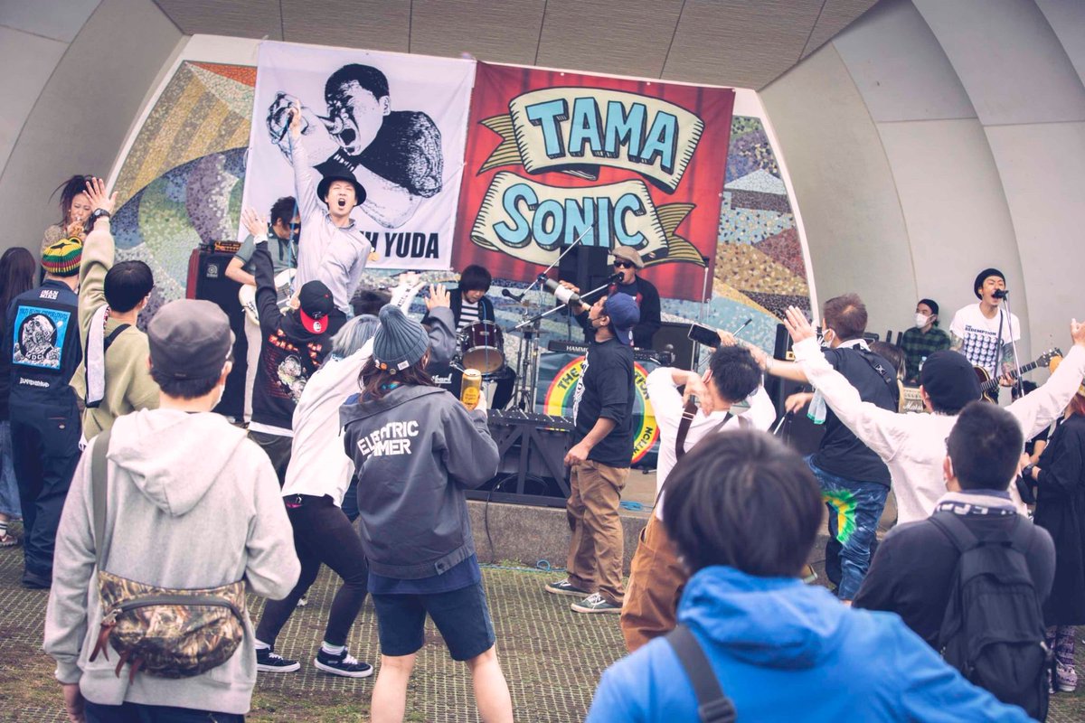 yaccham's tweet photo. 【感写】
ライブという名の光の光奮の中で。
◻︎THE REDEMPTION/三笠公園(TAMASONIC )
撮影依頼、お気軽にご相談くださいませ^ ^
#theredemption #リデンプ #横須賀 #三笠公園 #tamasonic #サンジョウヤスタカ #suncame #さんかめ #sunstore #サンストア #感写 #撮影依頼募集中 https://t.co/37NAKpQd3q