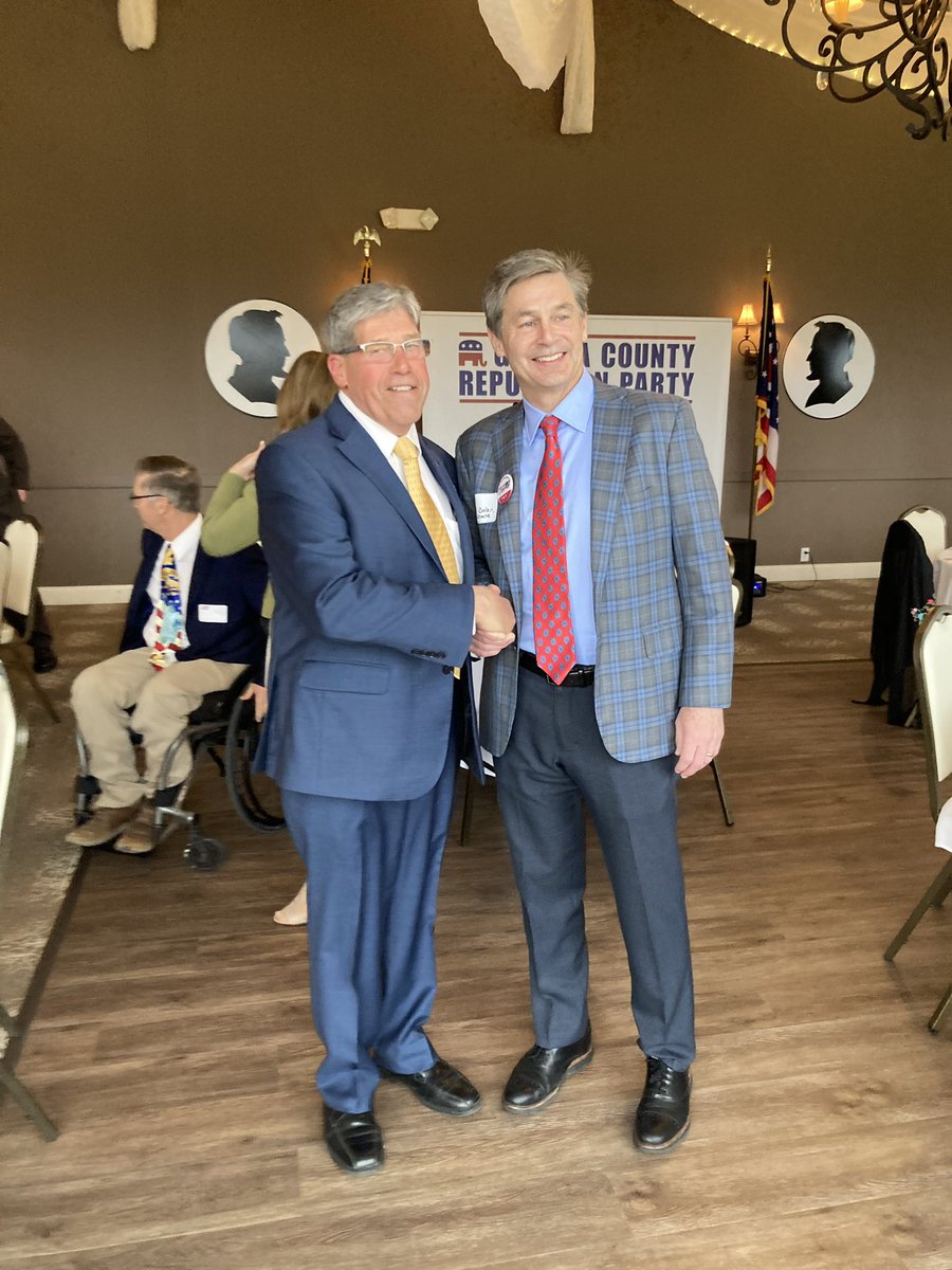 dolan4ohio's tweet photo. With only 2️⃣3️⃣ days until Primary Day there’s no letting up. Tonight we joined fired up conservatives at Lincoln Day Dinners in Geauga County & Trumbull County. Republicans are ready to #KeepOhioRed, take back the US House & Senate, and get America back on the right track! #OHSEN https://t.co/d6ckWzUCuR