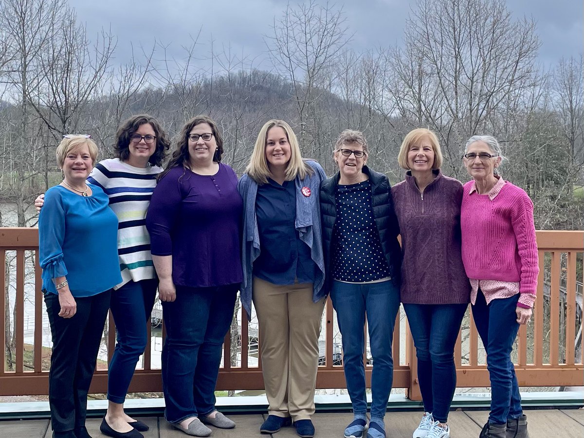 LisaCostelloWV's tweet photo. Serving as #WVAAP President has been one of the greatest honors of my career. Grateful for the opportunity to work w/passionate members & staff dedicated to the health of all children. I know our vital chapter work will continue to grow w/ @beth_emrick as President #putkids1st https://t.co/rvdEh58Cf6