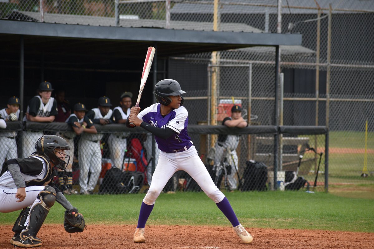 2ndBornSon's tweet photo. More from the RV B-Team #BoysofSpring vs. #irmohs #thervbaseball #rvbasesloaded #ridgeviewathletics #ridgeviewhighschool #RidgeViewSports https://t.co/L9GZW5uKS1