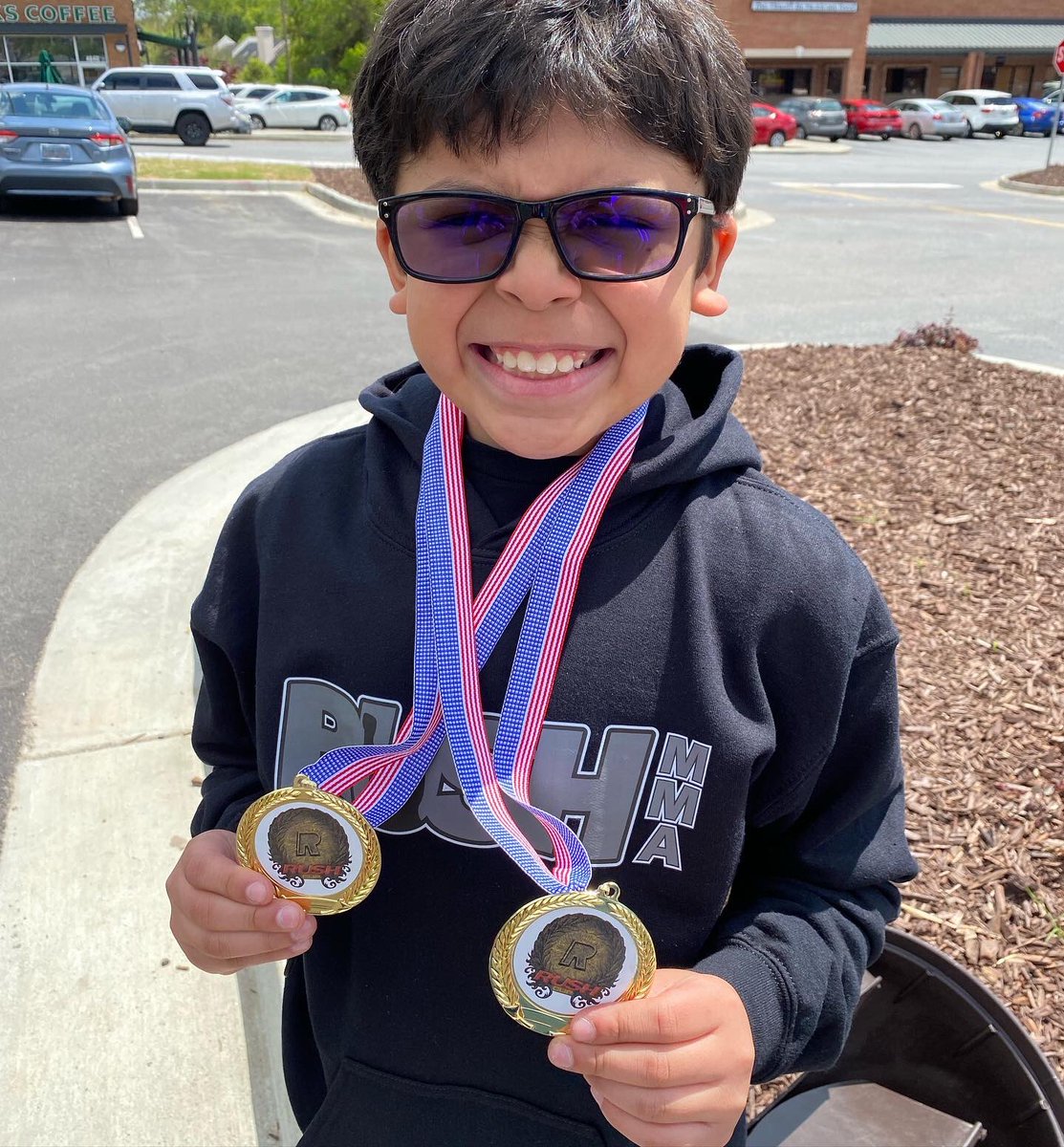 heidimusictchr's tweet photo. My boy took gold in both gi and no gi today at his Jiu Jitsu tournament today! I am so proud of him and our BJJ family. ❤️ #blessed #TeamIndependent https://t.co/7kErlp1Mnd
