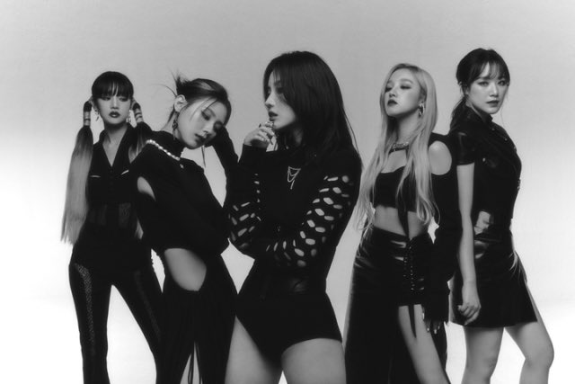 theseoulstory's tweet photo. Brand reputation for girl groups in the month of April:

1) (G)I-DLE
2) BLACKPINK
3) Red Velvet
4) Girls’ Generation
5) TWICE
6) WJSN
7) OH MY GIRL
8) Apink
9) IVE
10) aespa

Source: https://t.co/ouW056wGO3 https://t.co/Gkmr3xwBfP