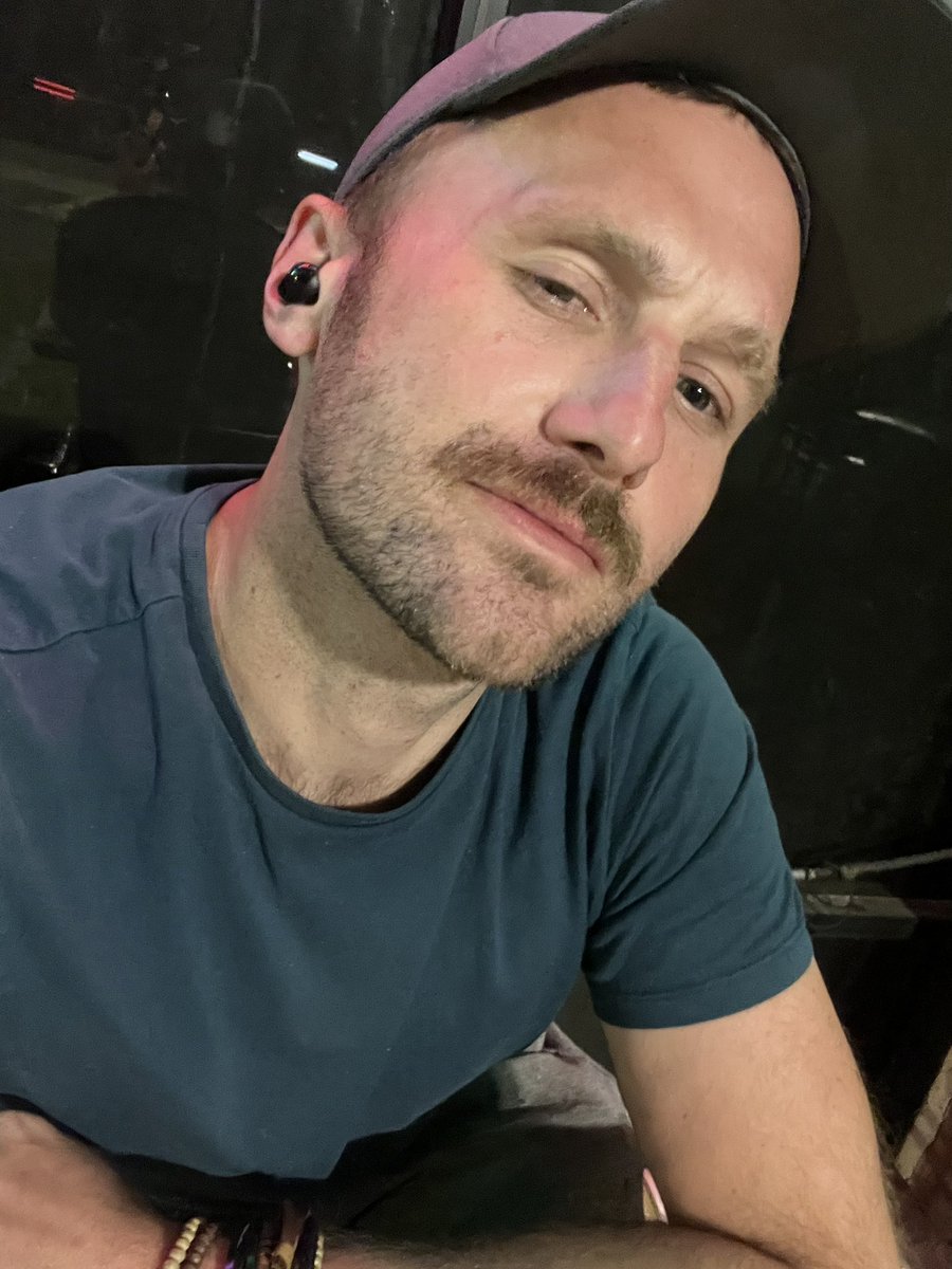mattneedsacat's tweet photo. Today 🙃🤟🏻🙄🦅💋 https://t.co/ogepht37Fj
