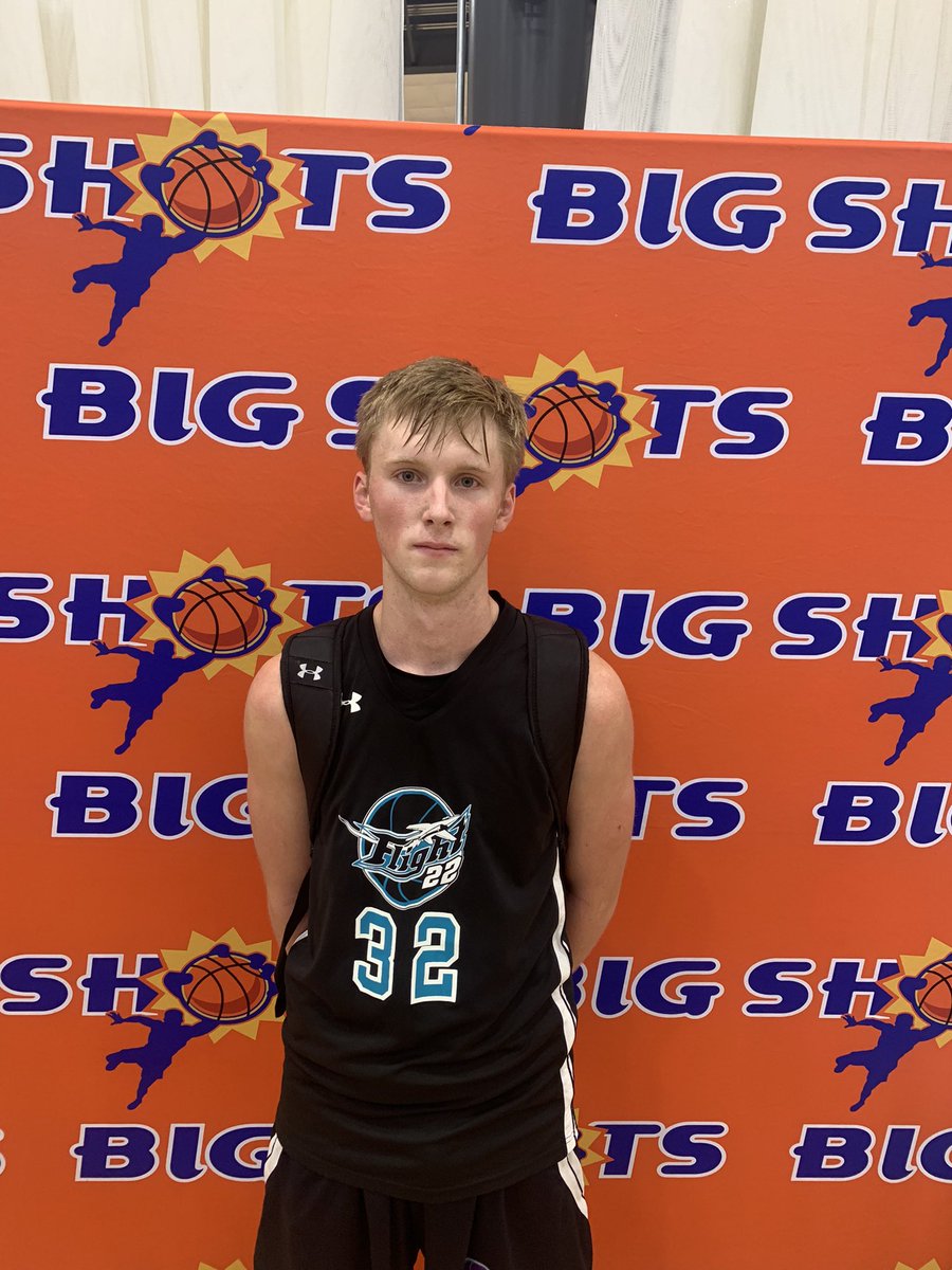BigShotsGlobal's tweet photo. #BigShots #AtlanticCoastLive

Rise 56
#5 CJ Vaughn 18pts
#35 AJ Reeves 15pts

Flight 22 Select 60
#32 Bcantly Springer 12
#3 Corbin Pack 17 https://t.co/df0v5mlWVe