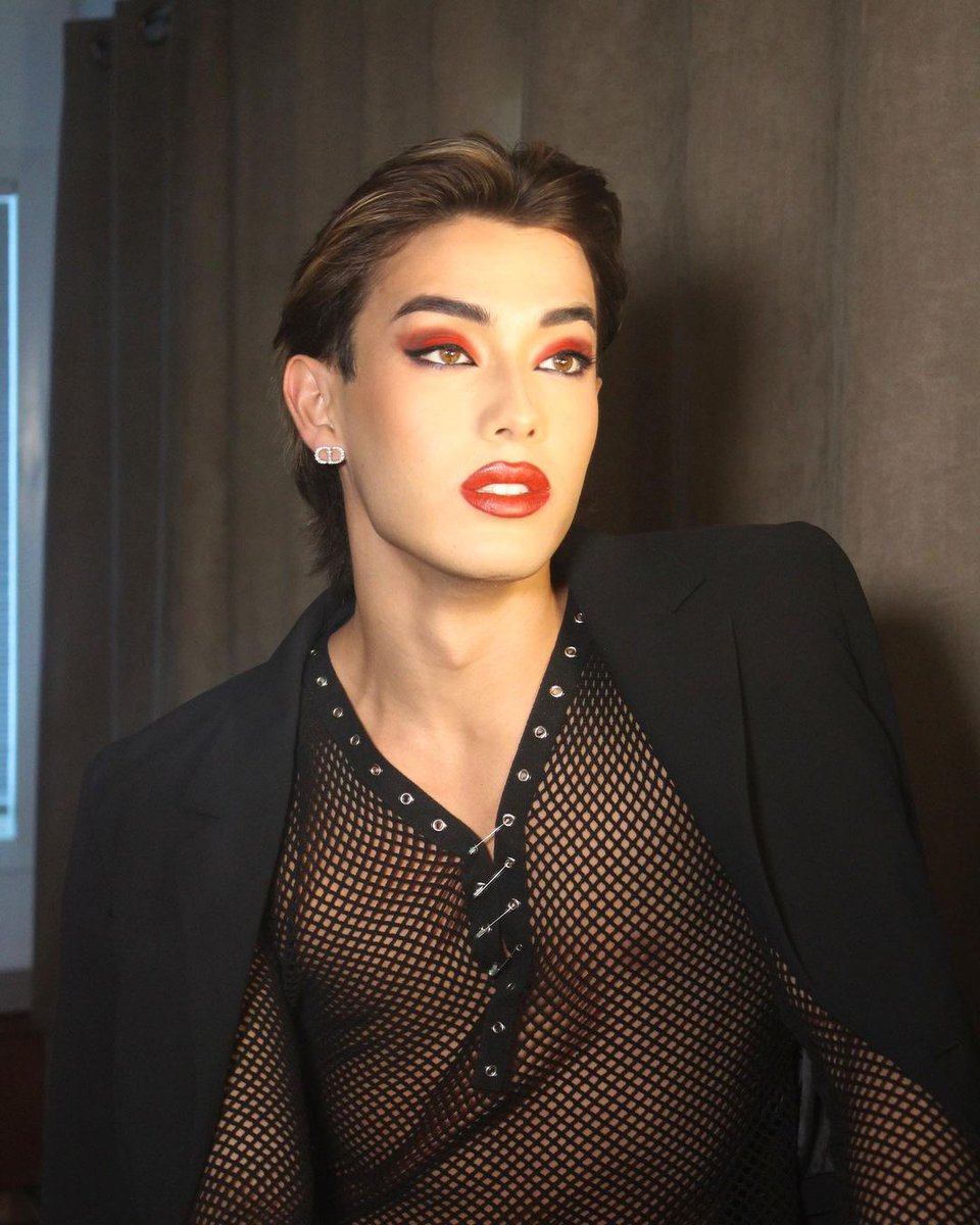 hrdkelzin's tweet photo. KELVINSTAGRAM — ☀️

I can be your little slut, you won't ever get enough
If you do it, d-d-do it, you gon' do it 'til you bust

(I'm a superpower bitch) I can make you cum 💋 https://t.co/r5YGgA51am