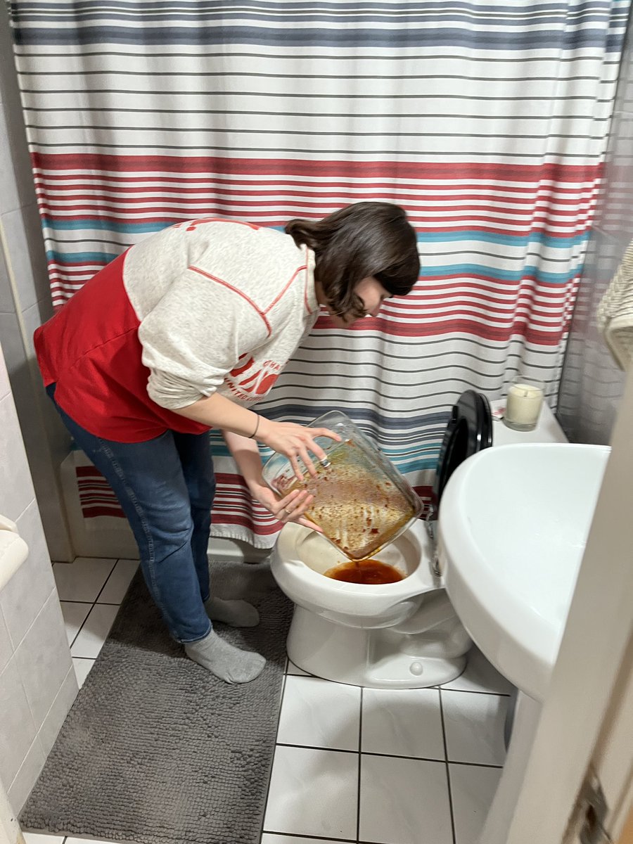 I tried making lasagna 😔