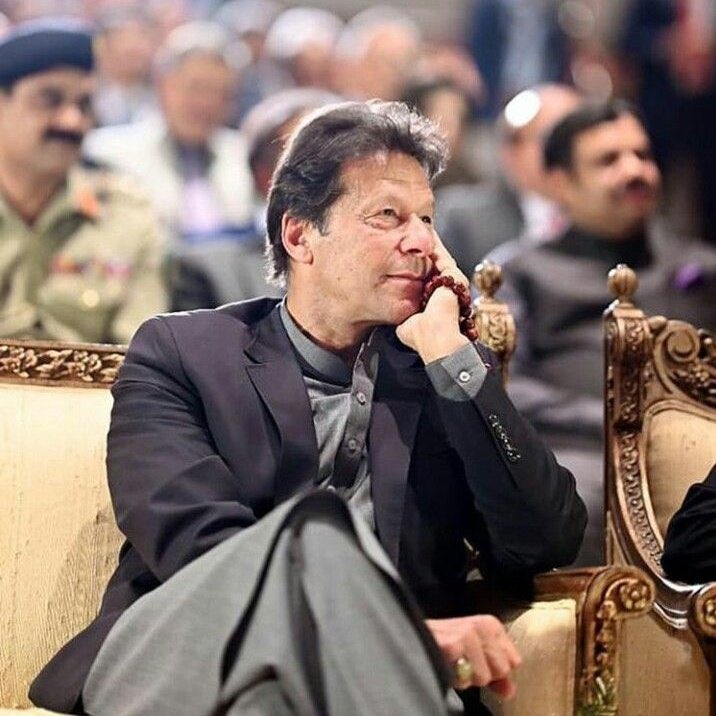 NoumanHashmi_'s tweet photo. Inshallah Imran khan will back with two third majority
Behind you skipper
What a Man
#imrankhanPTI 
#ImranKhanZindabad 
#what_a_MAN https://t.co/R2nbXhifBQ